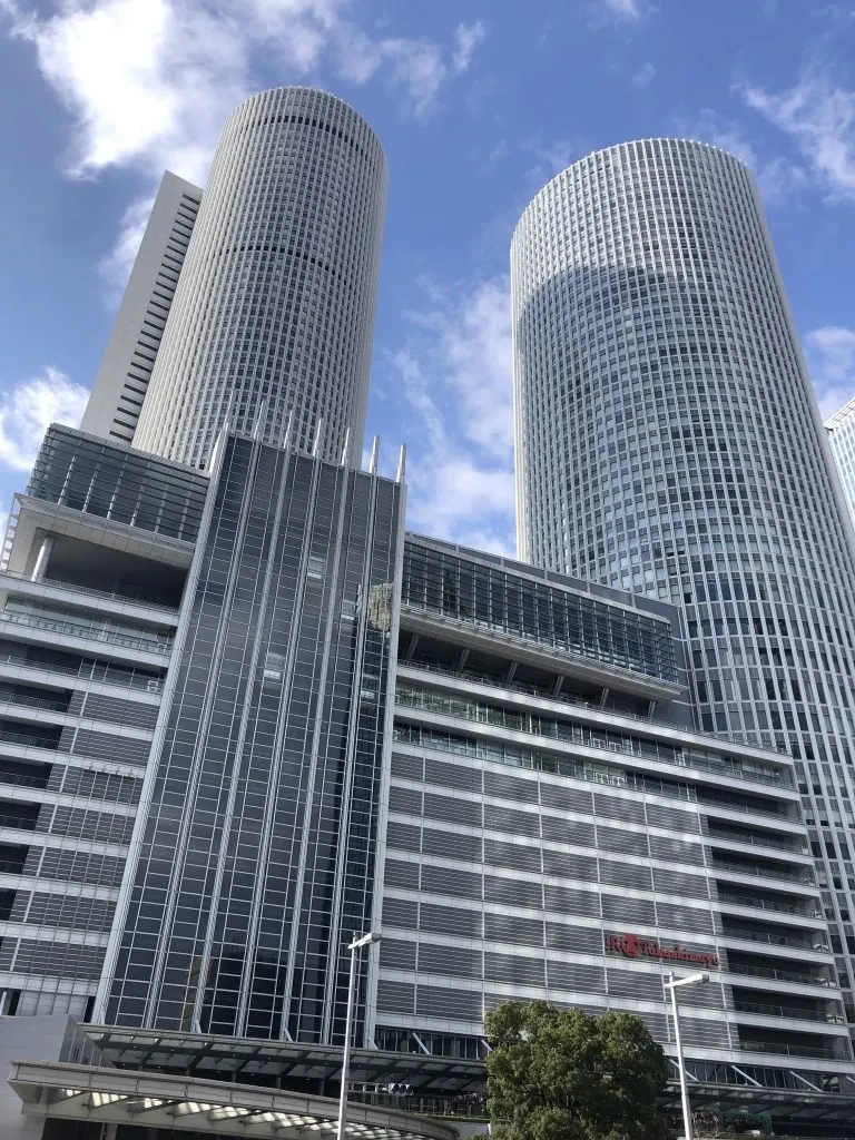 JRCT低層棟西面サインアンカーボルト調査